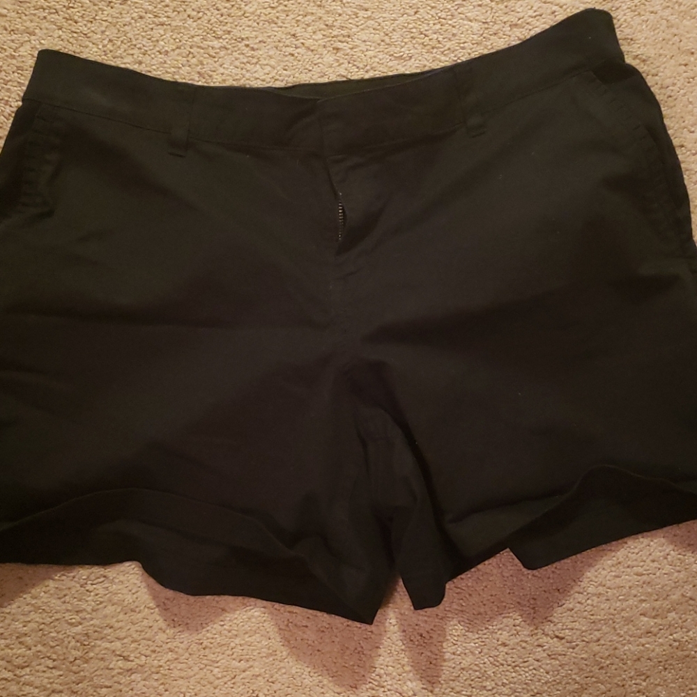 Black 5 inch inseam shorts